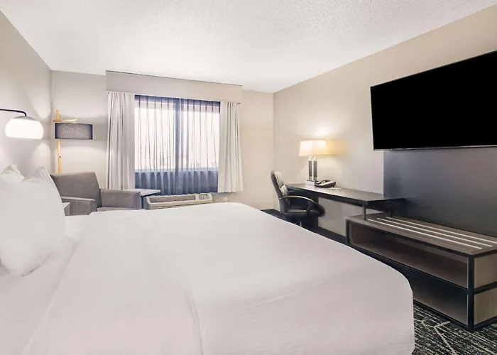 La Quinta By Wyndham Evansville