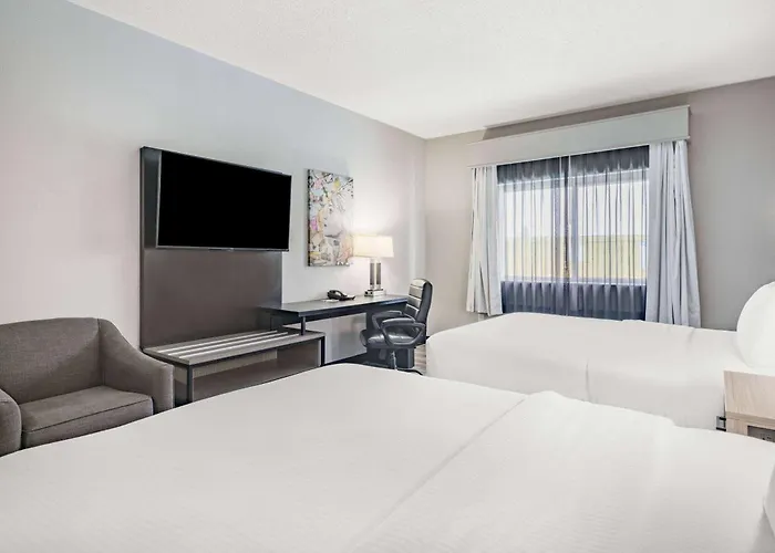 La Quinta By Wyndham Evansville