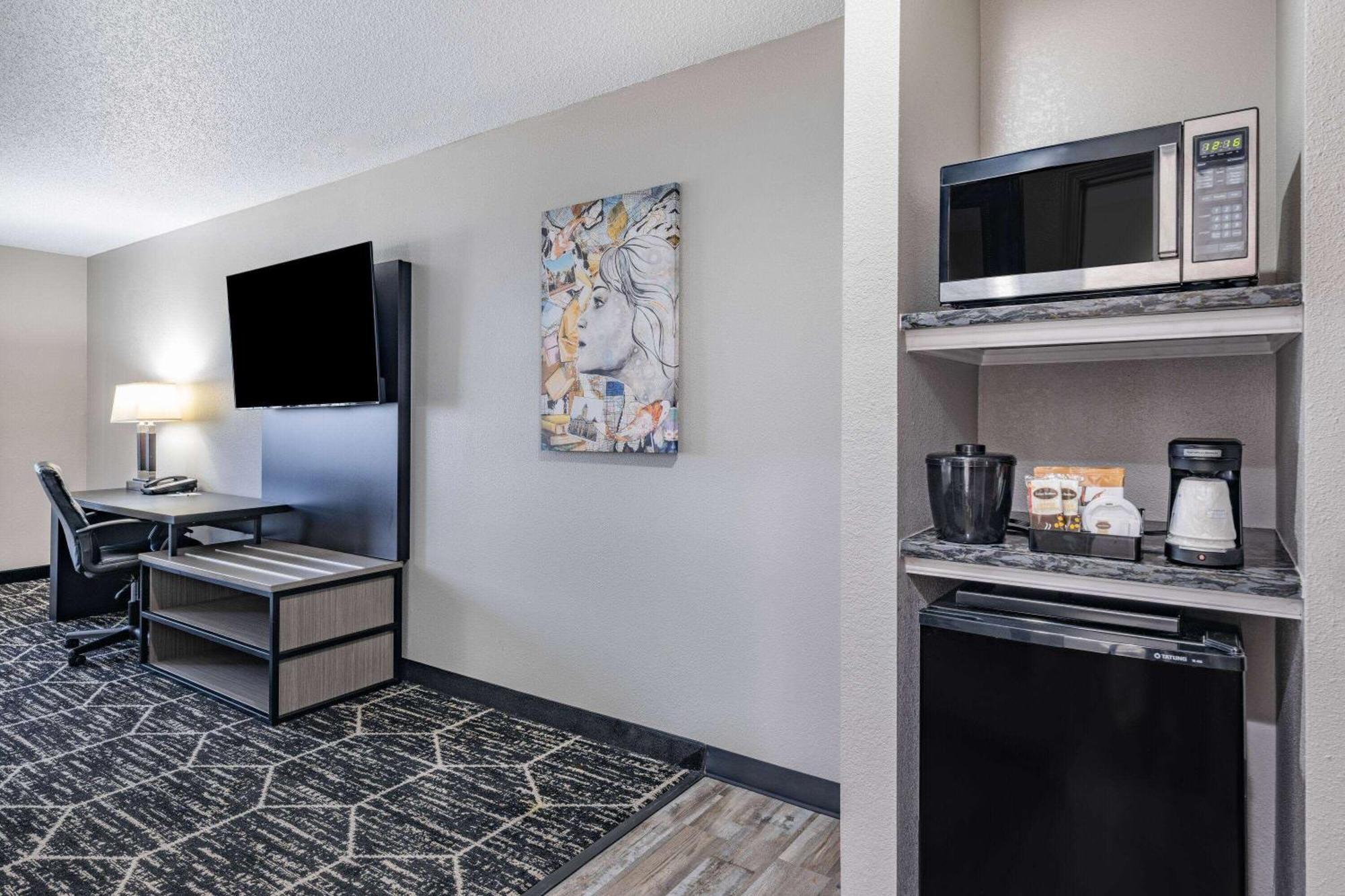 La Quinta By Wyndham Evansville